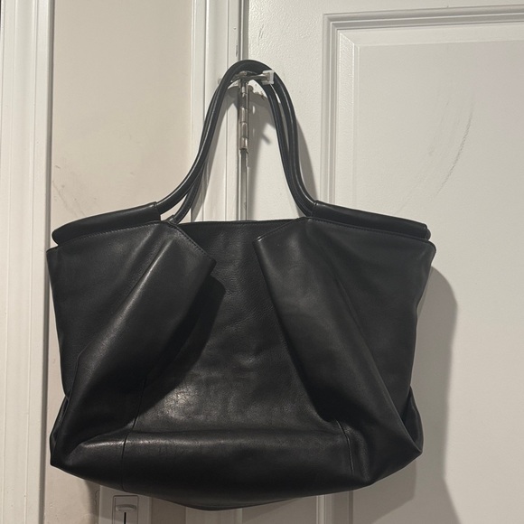 B-Low the Belt Handbags - B-Low the Belt Ciana Black Leather Travel Tote